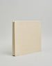 Ein Quadratisches Fotoalbum oder Gästebuch mit Hardcover in weißer, naturfarbener Grundfarbe #1