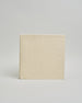 Ein Quadratisches Fotoalbum oder Gästebuch mit Hardcover in weißer, naturfarbener Grundfarbe #2