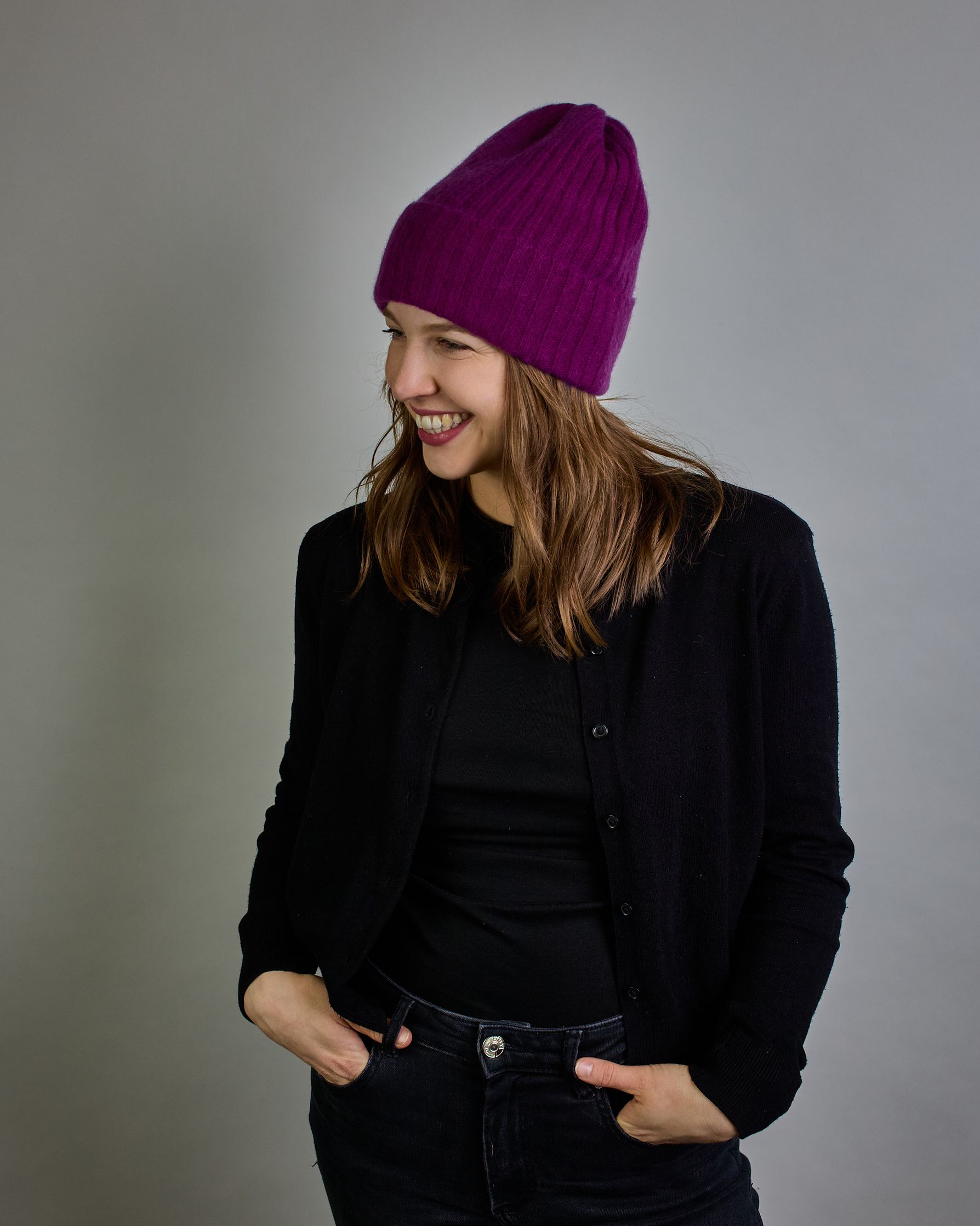 Violette Kaschmir Ripp-Haube mit Umschlag #1