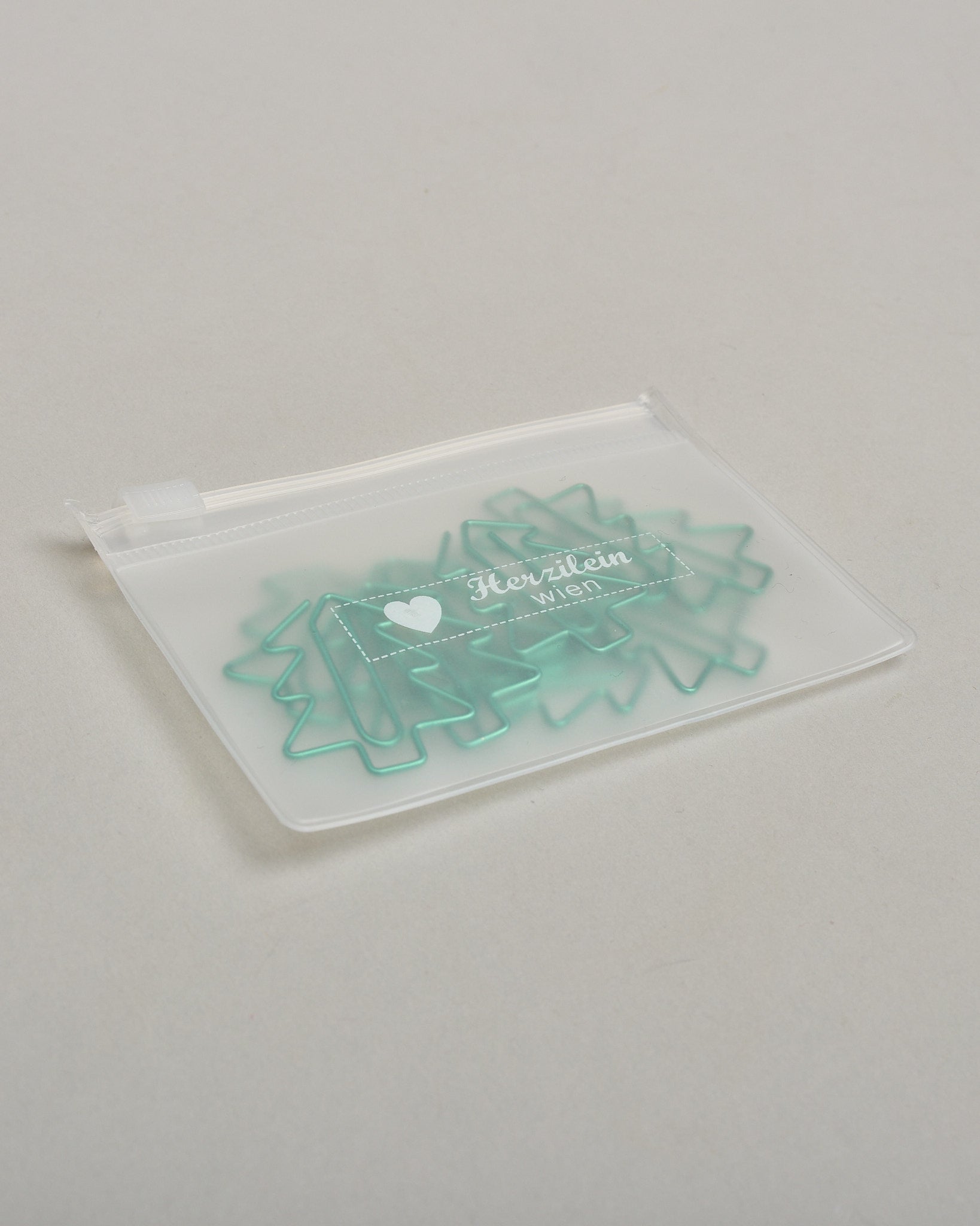 Büroklammern in Form von Christbäumen aus grünem Draht. Sie kommen in einer kleinen Silikonverpackung. #5